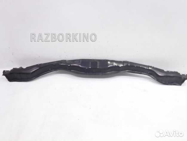 Водосток лобового стекла (жабо)