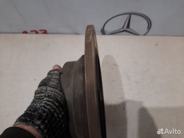 Диск тормозной задний Mercedes E350 W211 272.964