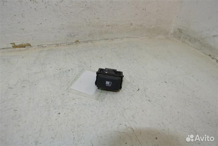 Кнопка открывания лючка бензобака Nissan Teana J3