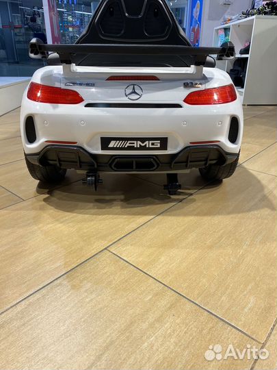 Электромобиль