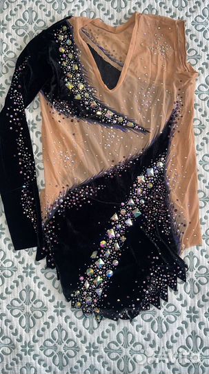 Купальник для художественной гимнастики