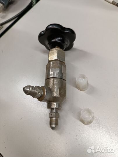 Вентиль 652800М