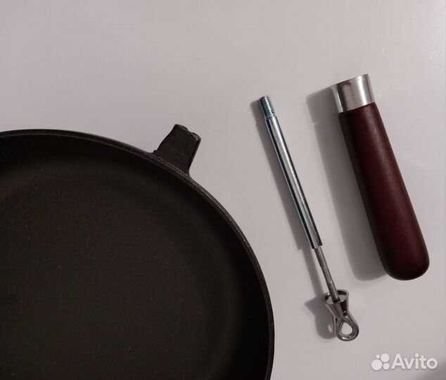 Чугунная сковорода 26см