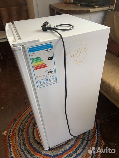 Холодильник dexp