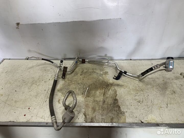 Трубка кондиционера Kia Sportage 3 2010-2015