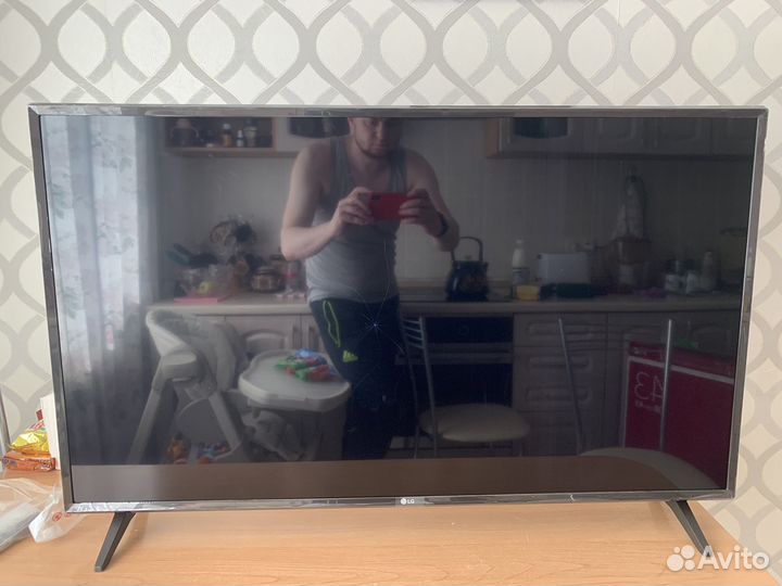 Телевизор lg SMART tv 43 дюйма
