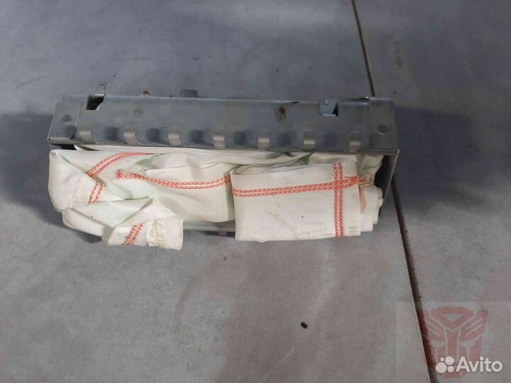 Подушка безопасности нижняя (для колен) Peugeot 40