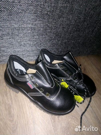 Рабочие ботинки