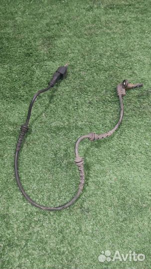 Датчик ABS передний Renault Duster 2015