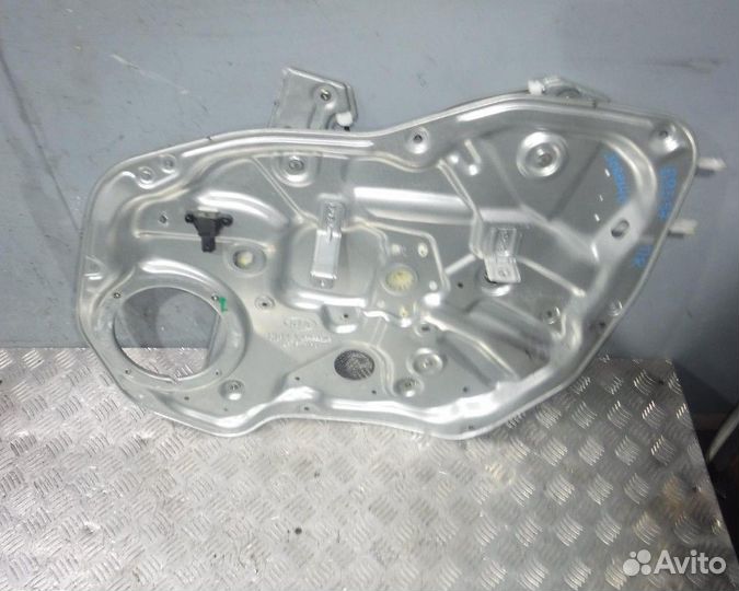 KIA Sorento 2 Стеклоподъемник передний правый