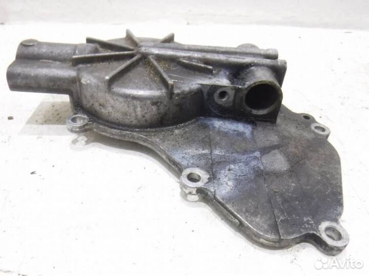 Крышка двигателя передняя