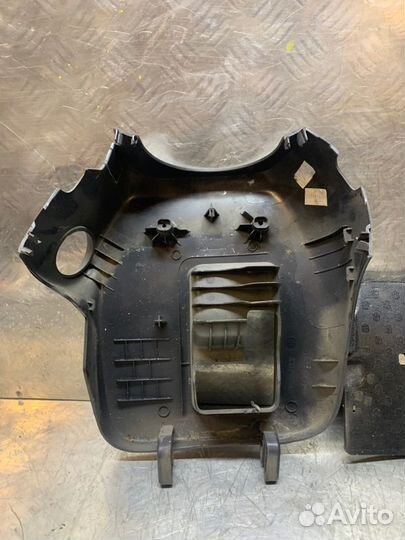 Кожух рулевой колонки Renault Logan 2 L8 K7M 2018