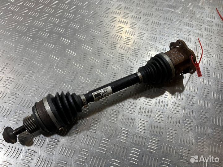 Полуось передняя Audi A5 8T рест. 2015 8K0407271AL