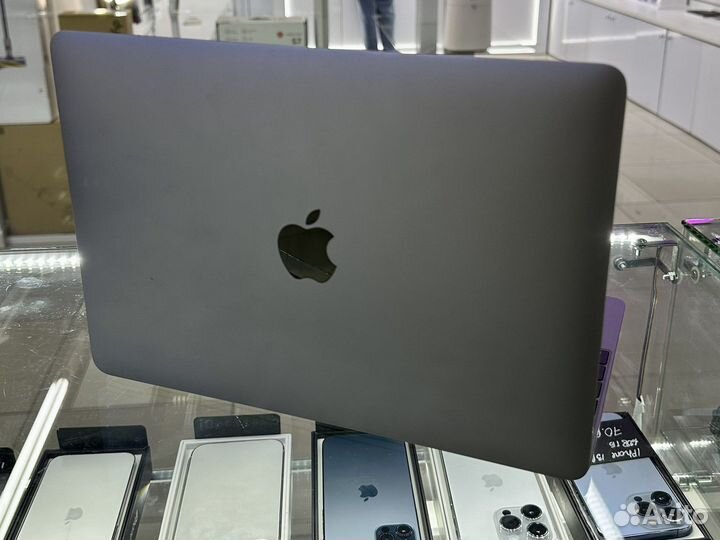 MacBook 12 2016г. (8/256gb/m3)