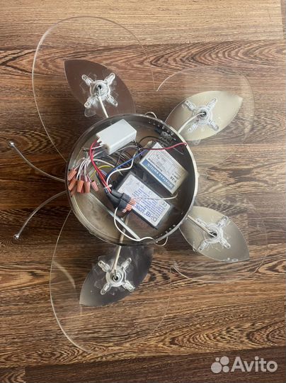 Люстра потолочная