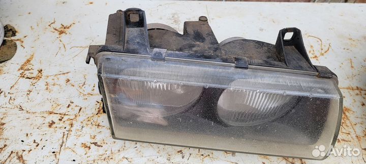 Правая фара Бмв е36 компакт