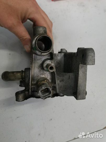 Корпус термостата Ford C-Max универсал qqdb 1.8