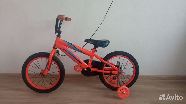 Продаю детский велосипед 16 колеса