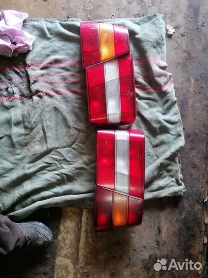Заднии фонари комплект вольво 940 960 с90 92-98