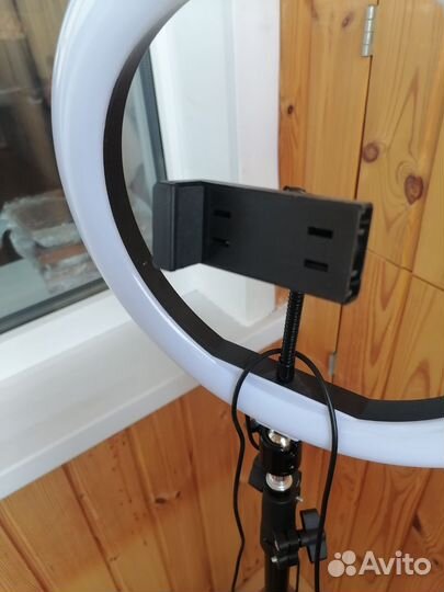 Кольцевая лампа 26 см