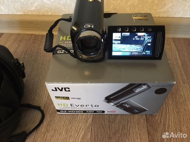 Видеокамера JVC Everio GZ-HD300