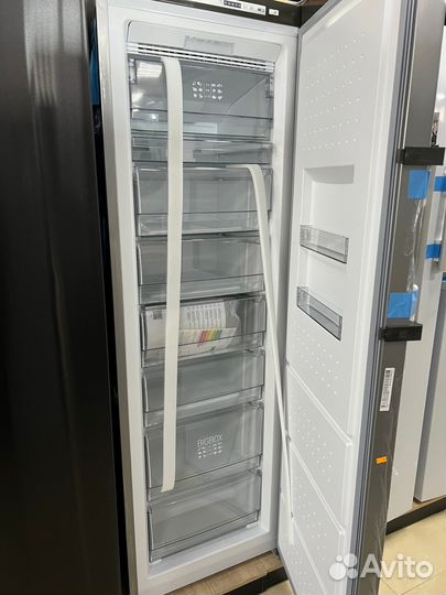 Морозильная камера Атлант М-7606-180 N,серебристый