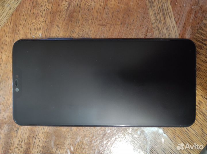 Xiaomi Mi 8 Lite, 4/64 ГБ
