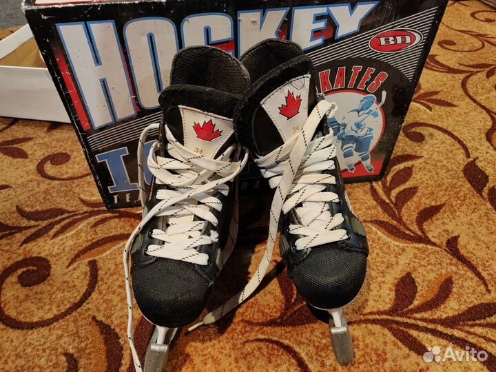 Коньки хоккейные