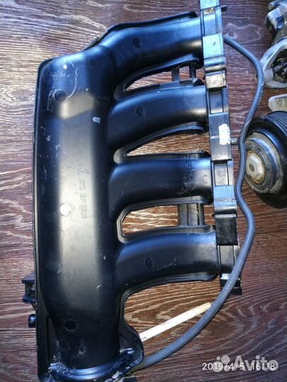 Коллектор впускной Mercedes Benz W204 2007-2015