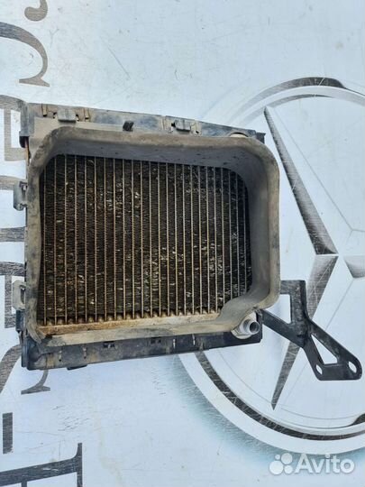 Дополнительный радиатор Mercedes W222