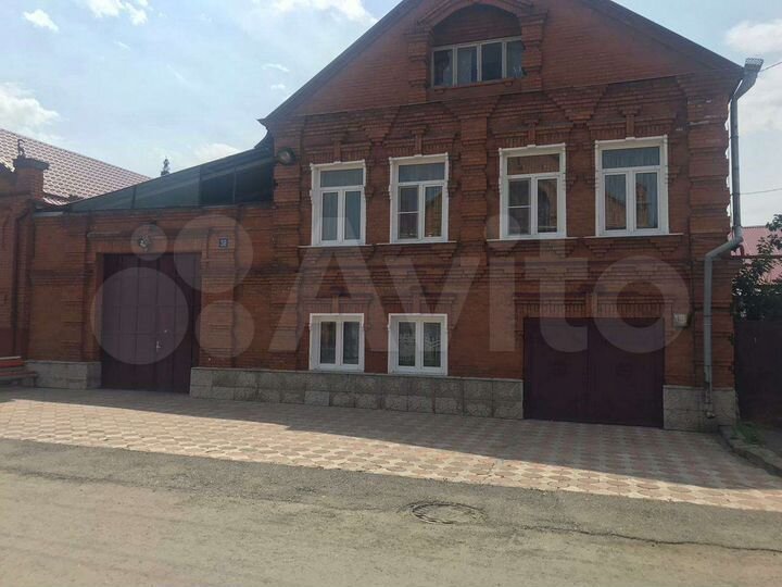 Дом 250 м² на участке 6 сот.