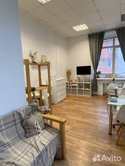 Продам Кабинет маникюра и педикюра