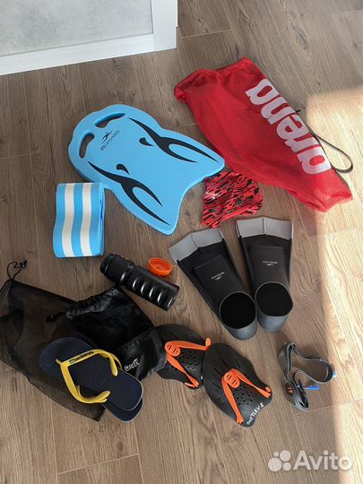 Комплект для плавания