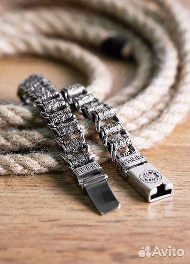 Браслет оберег