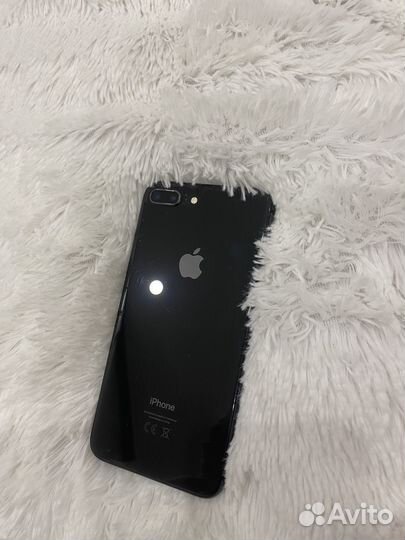 iPhone 8 Plus, 64 ГБ