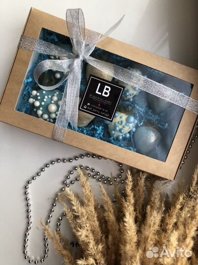 Клубника в шоколаде. Подарок