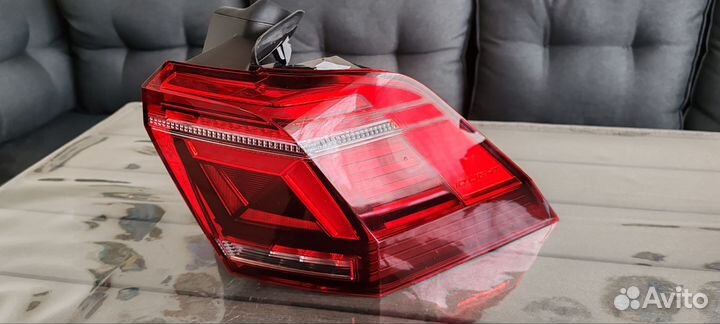 Задний правый фонарь Volkswagen Tiguan 2 IQ-light