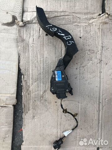 Педаль газа на Фольксваген пассат Б5 Б5+кузов