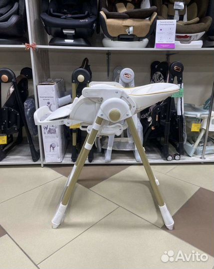 Стульчик для кормления с рождения