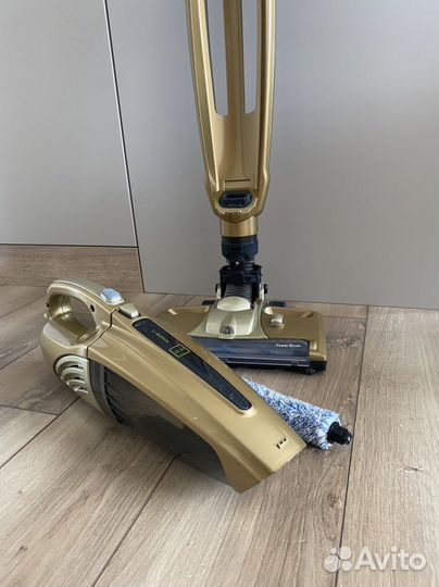 Вертикальный пылесос