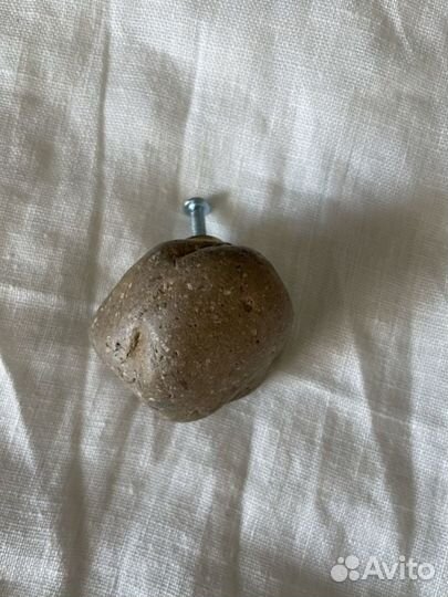 Ручка для мебели камень 1 шт