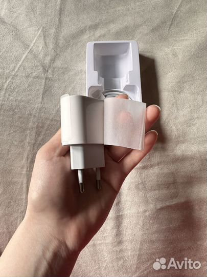 Зарядка на iPhone