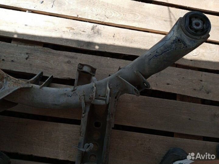 Балка задняя Mercedes-Benz S-Classe W140 119.971