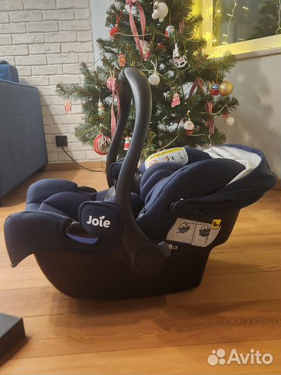 Детское автокресло до 1 года