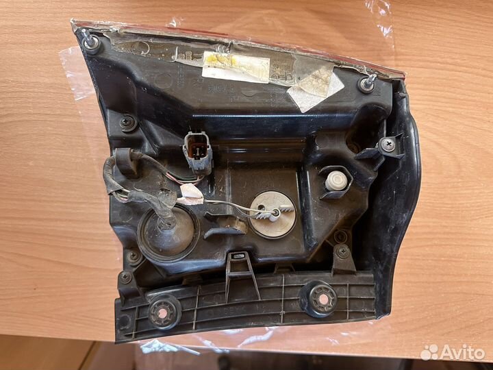 Оригинальный заднмй фонарь LED Киа Соренто 2