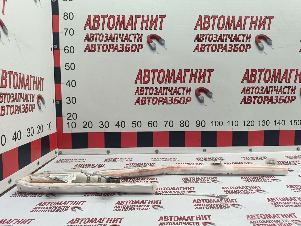 Шторка безопасности правая Geely Atlas 2 FX11