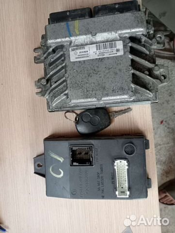 Блок управления двигателем Рено Логан 1.6 8 кл