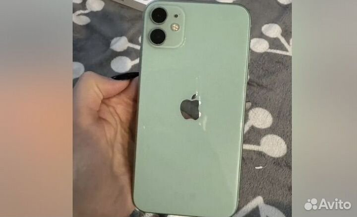 iPhone 11, 64 ГБ