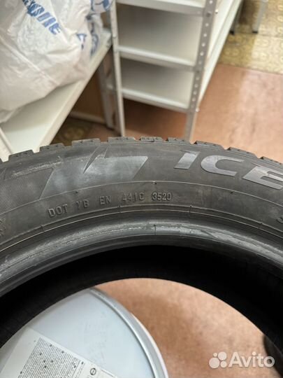 Pirelli Ice Zero 225/55 R17