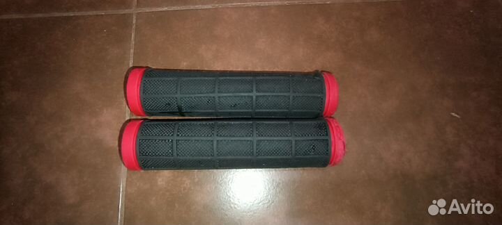 Грипсы (ручки) на руль велосипеда GT